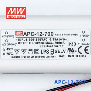 APC-12-700 12W 9-18V    700mA 明纬牌恒流输出防水塑壳LED照明电源