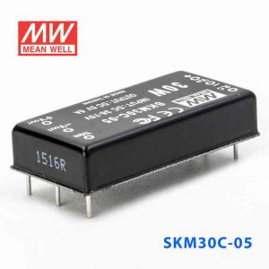 SKM30C-05  30W  36~75V  输入 5V 6A 单路稳压输出明纬DC-DC转换模块电源