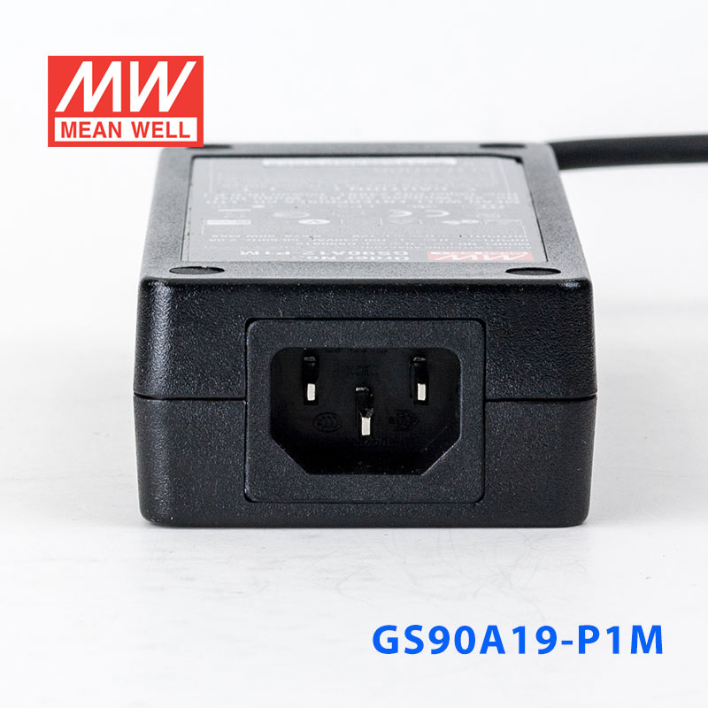 GS90A19-P1M 90W 19V4.74A 输出绿色能源明纬电源适配器(三线插口)