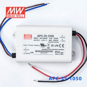 APC-35-1050 35W 11-33V     1050mA 明纬牌恒流输出防水塑壳LED照明电源  