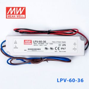 LPV-60-36   60W   36V   1.67A明纬牌恒压输出IP67防水塑壳LED照明电源