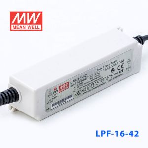 LPF-16-42  16W  42V 0.39A  恒压+恒流有PFC高效率塑壳IP30防水LED电源