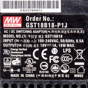 GST18B18-P1J  18W 18V1.0A高效能低空载损耗绿色节能桌上型适配器