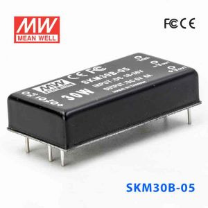 SKM30B-05  30W  18~36V  输入 5V 6A 单路稳压输出明纬DC-DC转换模块电源