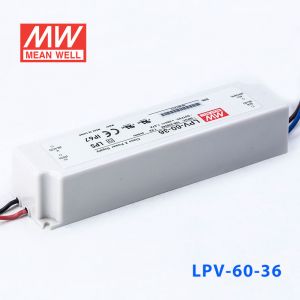 LPV-60-36   60W   36V   1.67A明纬牌恒压输出IP67防水塑壳LED照明电源