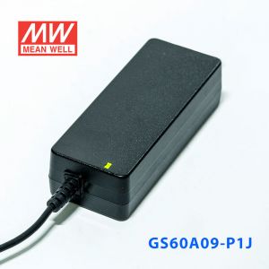 GS60A09-P1J 60W 9V6A 输出绿色能源明纬电源适配器(三线插口)