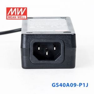 GS40A09-P1J 40W 9V4.45A 输出绿色能源明纬电源适配器(三线插口)