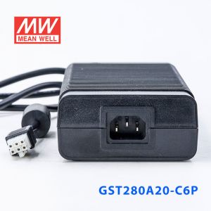 GST280A20-C6P 260W 20V13A高效能低空载损耗绿色节能桌上型适配器