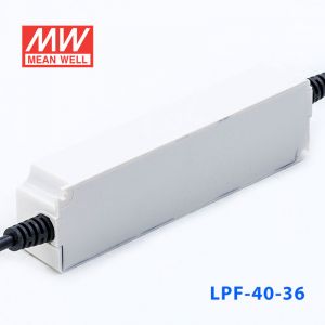 LPF-40-36  40W  36V 1.12A  恒压+恒流有PFC高效率塑壳IP67防水LED电源