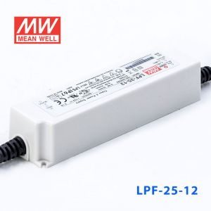 LPF-25-12  25W  12V 2.1A  恒压+恒流有PFC高效率塑壳IP67防水LED电源