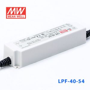 LPF-40-54  40W  54V 0.76A  恒压+恒流有PFC高效率塑壳IP67防水LED电源