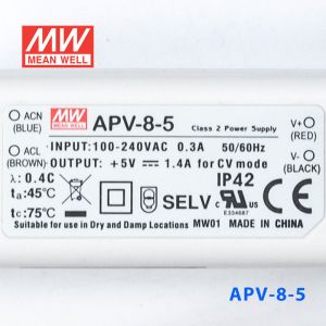 APV-8-5   7W   5V  1.4A 明纬牌恒压输出防水塑壳LED照明电源 