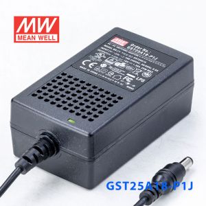 GST25A18-P1J 25W 18V1.38A高效能低空载损耗绿色节能桌上型适配器