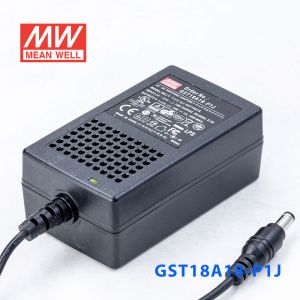 GST18A18-P1J  18W 18V1.0A高效能低空载损耗绿色节能桌上型适配器