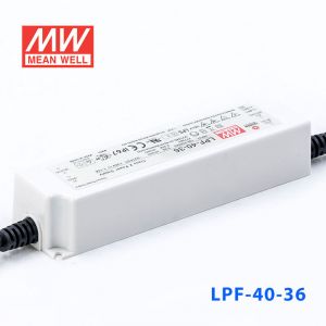 LPF-40-36  40W  36V 1.12A  恒压+恒流有PFC高效率塑壳IP67防水LED电源