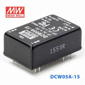 DCW05A-15  5W  9~18V 输入  ±15V  稳压双路输出明纬DC-DC转换模块电源