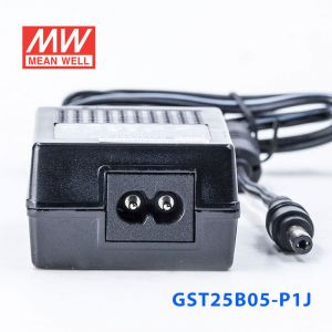 GST25B05-P1J 20W 5V4A高效能低空载损耗绿色节能桌上型适配器