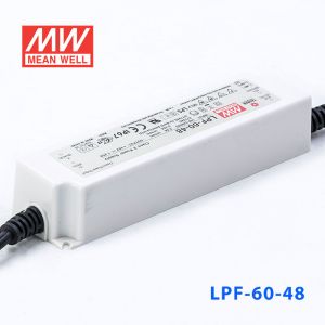 LPF-60-48  60W  48V 1.25A  恒压+恒流有PFC高效率塑壳IP67防水LED电源