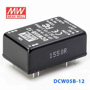 DCW05B-12  5W  18~36V 输入  ±12V  稳压双路输出明纬DC-DC转换模块电源