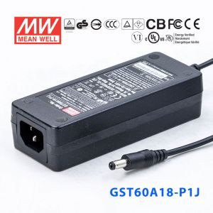 GST60A18-P1J 60W 18V3.33A高效能低空载损耗绿色节能桌上型适配器