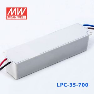 LPC-35-700 35W 700mA恒流输出明纬牌IP67防水塑壳LED电源