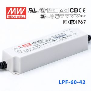 LPF-60-42  60W  42V 1.43A  恒压+恒流有PFC高效率塑壳IP67防水LED电源