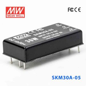 SKM30A-05  30W  9~18V  输入 5V 6A 单路稳压输出明纬DC-DC转换模块电源