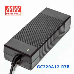 GC220A12-R7B 220W 13.6V, 13.5A带充电功能的绿色节能适配器