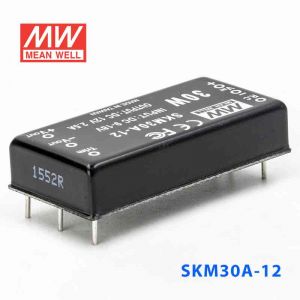 SKM30A-12  30W  9~18V 输入 12V 2.5A 单路稳压输出明纬DC-DC转换模块电源