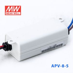 APV-8-5   7W   5V  1.4A 明纬牌恒压输出防水塑壳LED照明电源 