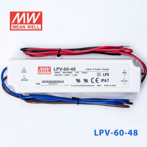 LPV-60-48   60W   48V   1.25A明纬牌恒压输出IP67防水塑壳LED照明电源