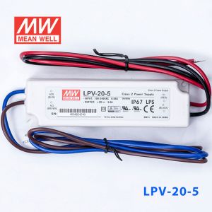 LPV-20-5   20W    5V   3A 明纬牌恒压输出IP67防水塑壳LED照明电源