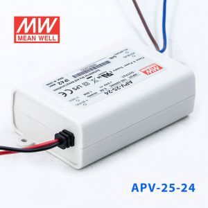 APV-25-24   25W    24V   1.05A 明纬牌恒压输出防水塑壳LED照明电源