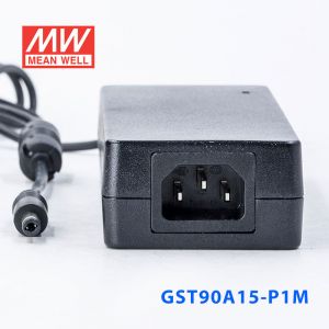 GST90A15-P1M 90W 15V6A高效能低空载损耗绿色节能桌上型适配器