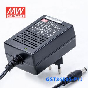 GST36E05-P1J 21.5W 5V4.3A高效能低空载损耗绿色节能欧规适配器