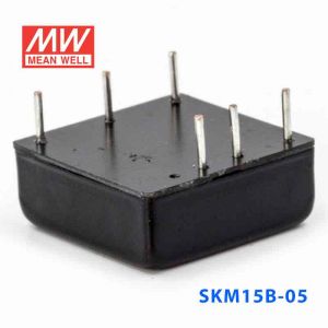 SKM15B-05  15W  18~36V 输入 5V 3A 单路稳压输出明纬DC-DC转换模块电源