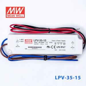 LPV-35-15   35W    15V   2.4A明纬牌恒压输出IP67防水塑壳LED照明电源